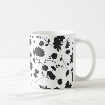 Estampado de flores blanco y negro del vector taza