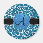 Estampado de girafa azul del brillo del monograma iman de frigorífico