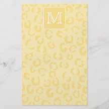 Estampado leopardo amarillo beige. Monograma de en Flyer A Todo Color
