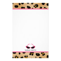 Estampado leopardo y gafas de sol rosadas retras papeleria personalizada