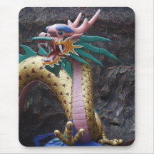 Estatua china del dragón alfombrillas de raton