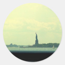 Estatua de la libertad pegatina redonda