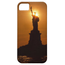 Estatua de la Libertad-Puesta del sol iPhone 5 Protectores