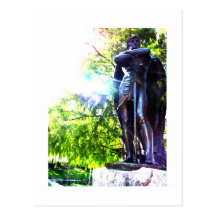 Estatua de un ángel postal