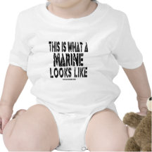 Esto es lo que parece un infante de marina trajes de bebé