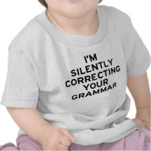 Estoy corrigiendo la gramática camisetas