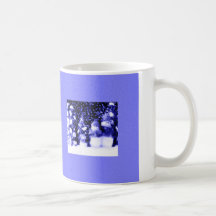 Familia azul del muñeco de nieve del navidad tazas