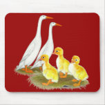 Familia blanca del pato del corredor tapetes de ratón