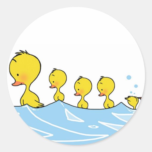Familia del pato de la natación pegatina redonda