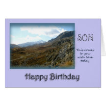 Feliz cumpleaños del hijo - top de la montaña tarjeton