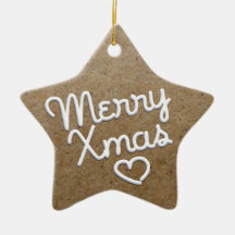 Feliz ornamento del pan de jengibre del corazón de ornamentos de navidad