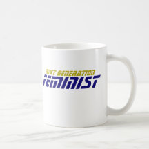 Feminista divertida de la generación siguiente del tazas