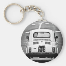 Fiat 500 en Roma Llavero