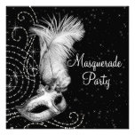Fiesta blanco negro elegante de la mascarada invitaciones personalizada