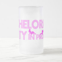 Fiesta de Bachelorette en curso Taza