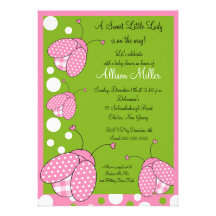 Fiesta de bienvenida al bebé rosada de la mariquit invitacion personalizada
