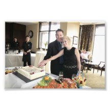 FIESTA DE COMPROMISO: ¡TORTA DEL CORTE DE SHANE Y  IMPRESIONES FOTOGRÁFICAS