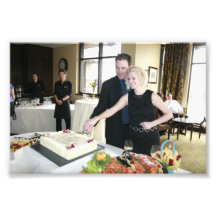 FIESTA DE COMPROMISO: ¡TORTA DEL CORTE DE SHANE Y  IMPRESIONES FOTOGRÁFICAS