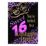 Fiesta del traje de mascarada del dulce 16 invitacion personalizada