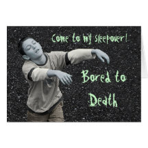 Fiesta divertido del Sleepover del zombi Tarjetón