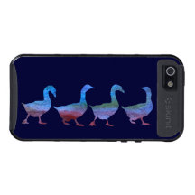 Fila colorida de patos