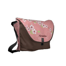 Flor de cerezo rosada suave bolsas de mensajería