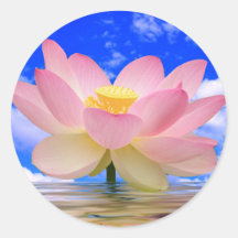 Flor de Lotus llevada en agua Pegatina Redonda