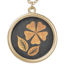 Flor de oro en el cuero negro collares personalizados
