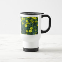 Flores amarillas taza de café