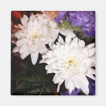 Flores blancas y púrpuras imanes para frigoríficos