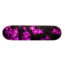 Flores púrpuras brillantes con los centros blancos patin personalizado
