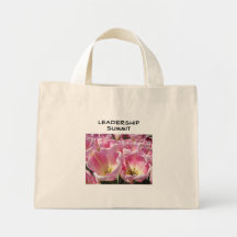 Flores rosadas del tulipán de las bolsas de asas d