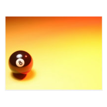 Fondo amarillo de 8 bolas tarjeta postal
