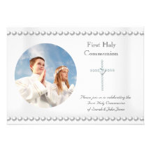 Foto cruzada blanca de la comunión santa del chica invitación personalizada