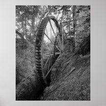 Foto industrial - rueda de agua del molino del gra posters