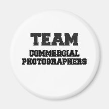 Fotógrafos del anuncio publicitario del equipo imán para frigorífico