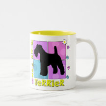 Fox terrier maravilloso del alambre taza