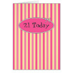 Frambuesas y 21ra tarjeta de cumpleaños de la crem