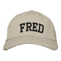 Fred bordó el gorra gorra de béisbol