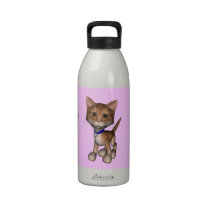 Gatito anaranjado sonriente botellas de agua