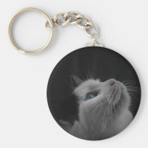 Gato blanco y negro llavero