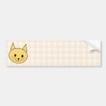 Gato lindo del jengibre. Compruebe el fondo Pegatina De Parachoque