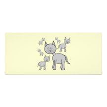 Gatos grises lindos. Dibujo animado en la crema Invitacion Personalizada