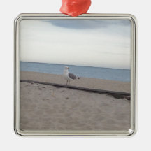 Gaviota en la playa ornamento de navidad