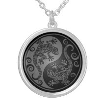 Geckos oscuros de Yin Yang Pendiente Personalizado