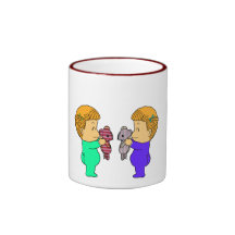 Gemelos lindos de la niña tazas