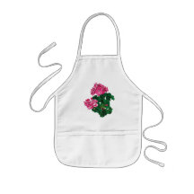 Geranios rosados con los brotes delantales
