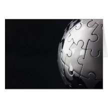 Globo del cromo con el fondo negro tarjetas