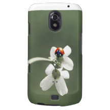 Glücksbringer auf der Blumenwiese Samsung Galaxy Nexus Hüllen