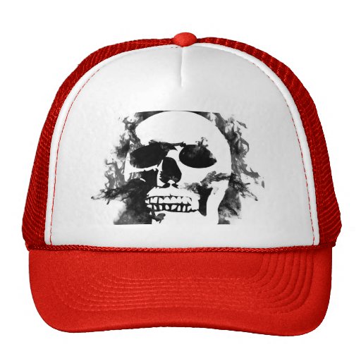 gorra blanco del cráneo